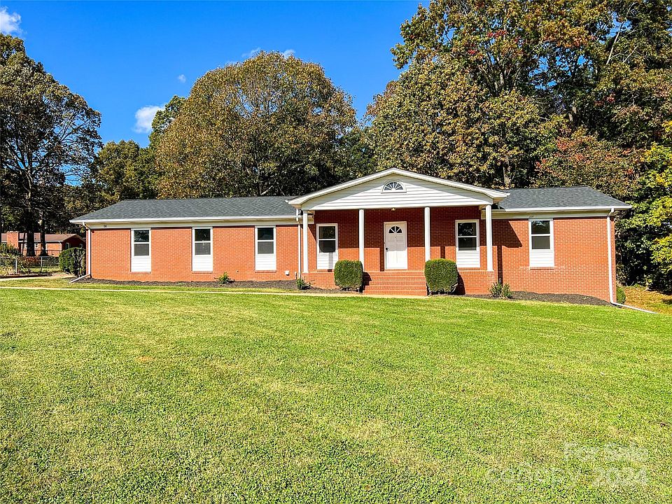 1st image of 114 Bass Ln