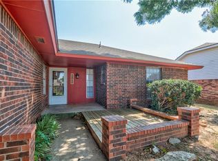 9816 S Country Club Dr, Oklahoma City, OK 73159