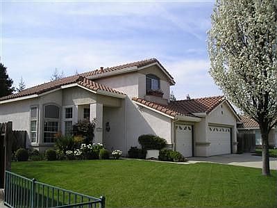Whoa Nelly! Three car garage? Call me for a tour.