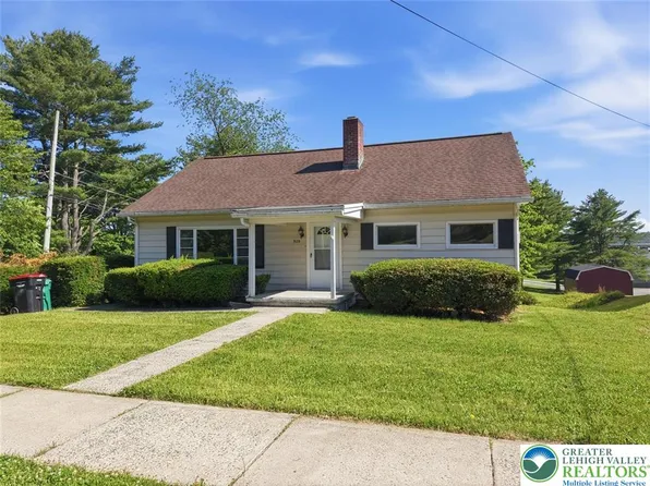929 Coal St, Lehighton, PA 18235