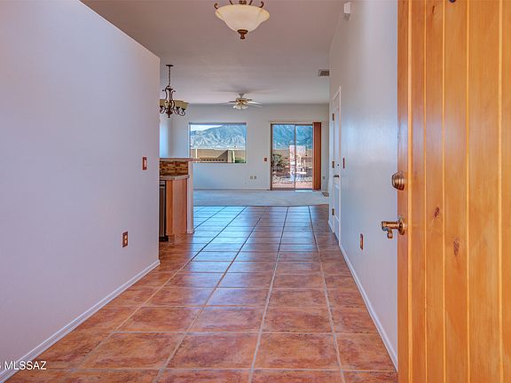 3rd image of 4003 S Golden Lynx Rd