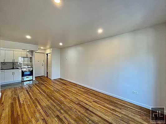 3rd image of 12-10 Astoria Park S #2B