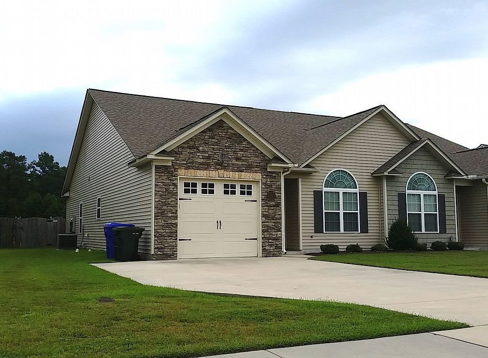 2nd image of 3348 A Ellsworth Dr