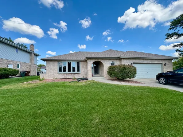 7632 Hanover Dr, Tinley Park, IL 60477