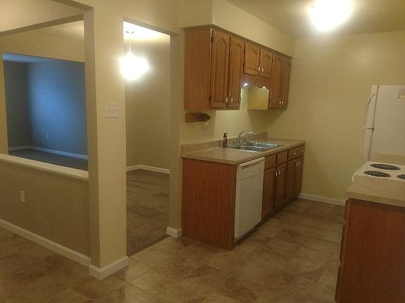 5th image of 327 Dolomite Ct