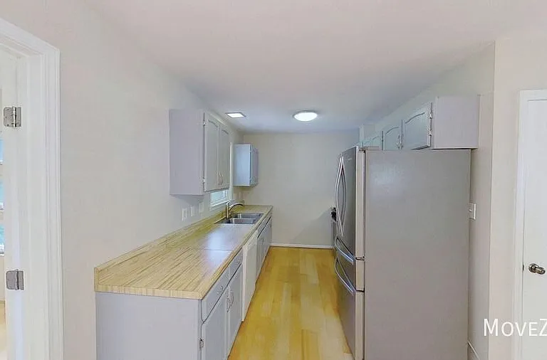 1100 Harper Rd — Photo 12
