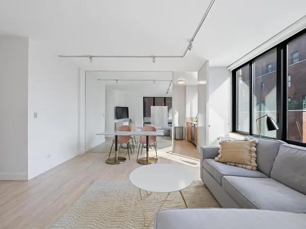 304 East 65th Street image 4 of 17