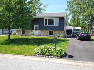 6534 W 130th Ave, Cedar Lake, IN 46303