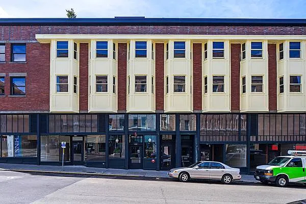 Louisa Hotel Apartments — Photo 26