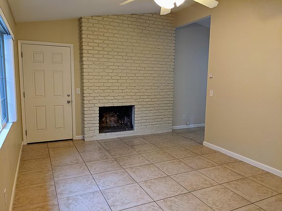 5th image of 2571 Fountain Ave