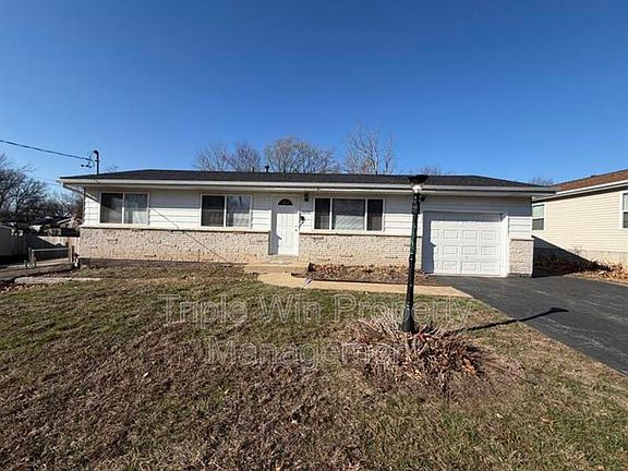 2nd image of 10191 Mayfair Dr