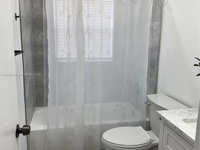 22745 SW 65th Way — Photo 4