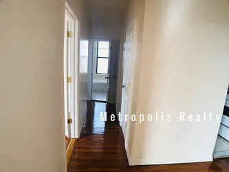 Rented by Metropolis International Realty Inc.