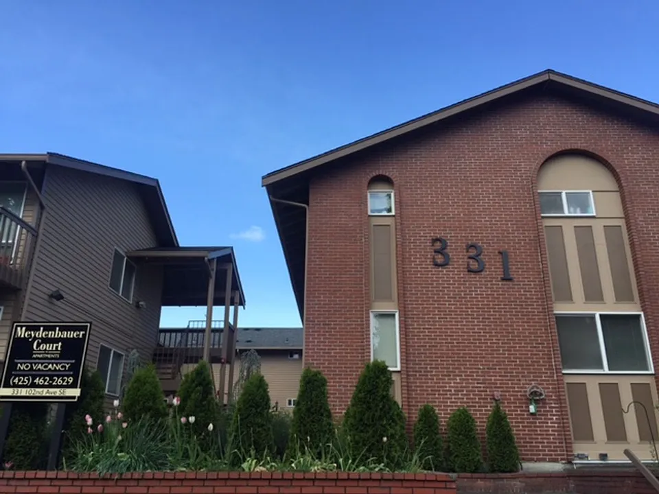 Meydenbauer Court Apartments