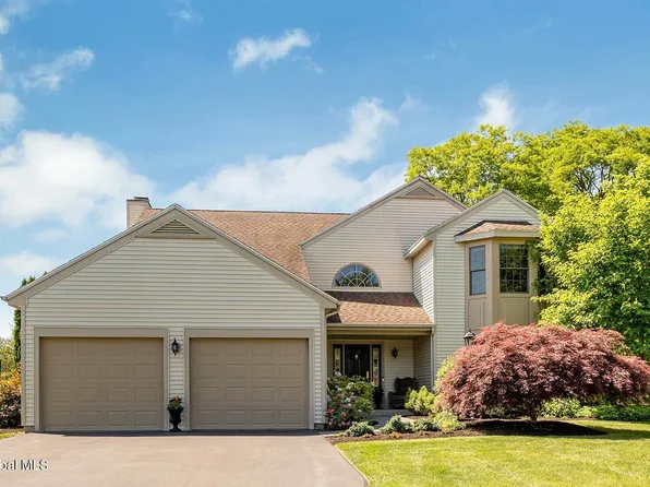 232 Walnut Lane, Slingerlands, NY 12159