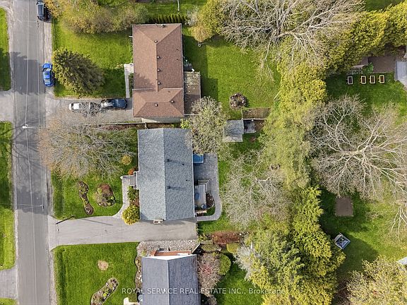 5th image of 44 Springbrook Rd