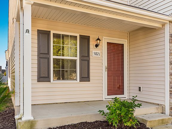 3rd image of 5821 Ivy Branch Dr