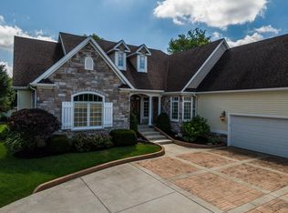 55710 Brown Squirrel Dr, New Carlisle, IN 46552