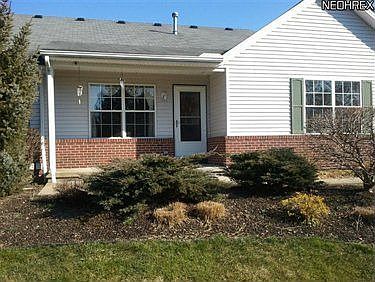 2nd image of 664 Hickory Hill Ct