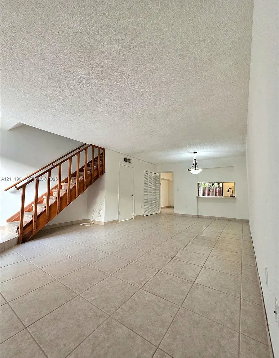 Dadeland Cove Sec 1 — Photo 3