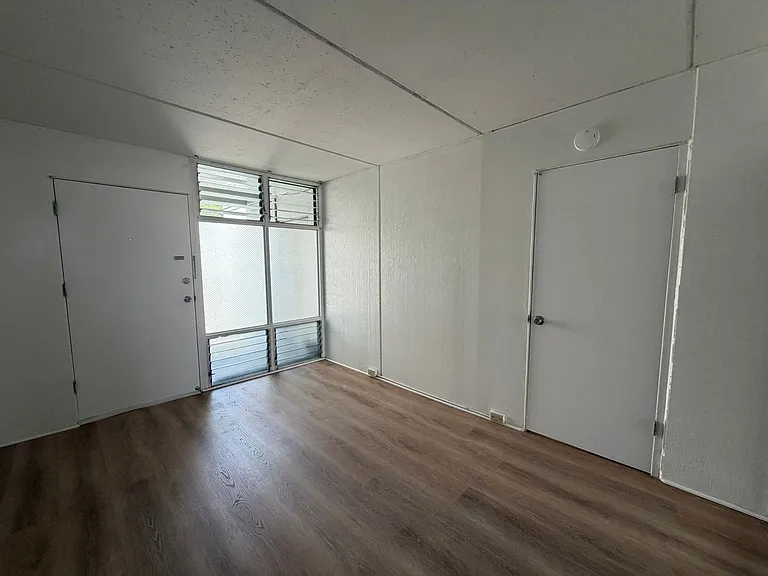 1315 Heulu St — Photo 16