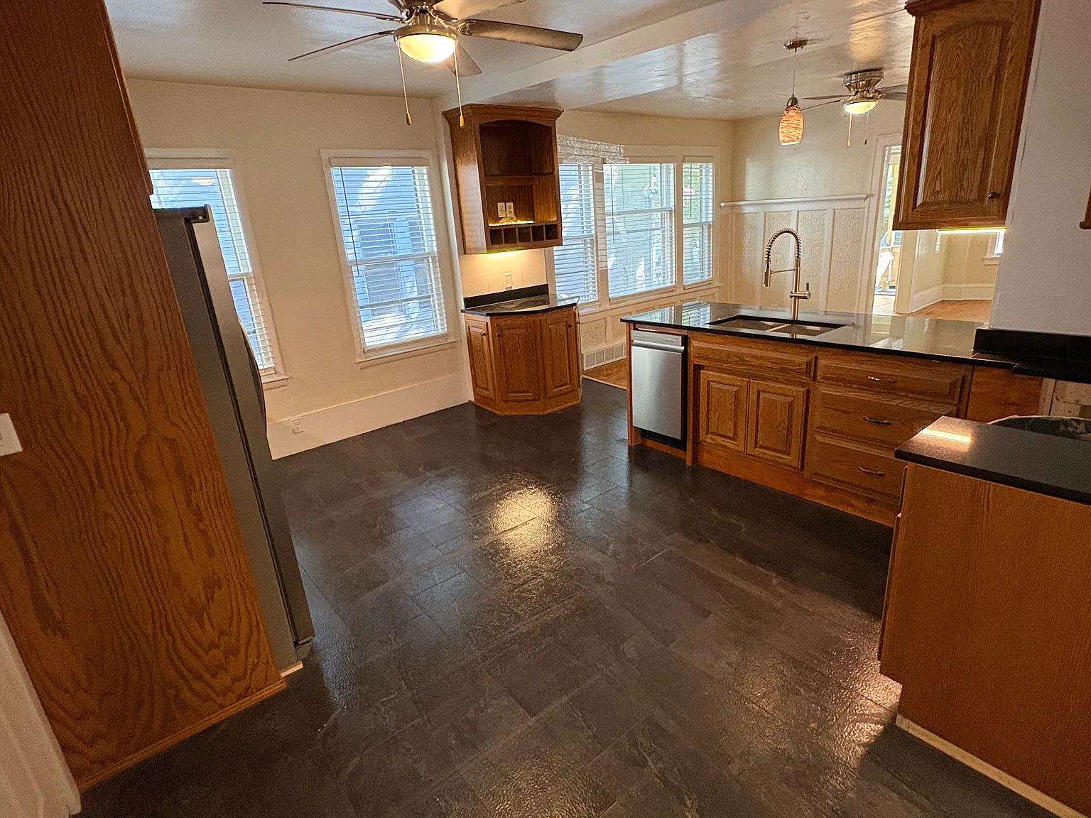 2 bed, 1450 sqft, $1,450 — Photo 4