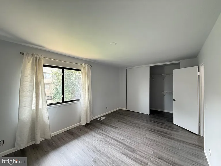 2400 Glengyle Dr #265 — Photo 10