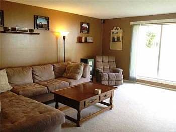3rd image of 3042 Lake Shore Dr Unit B