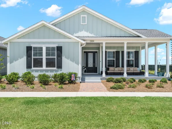 2309 Warbler St, Panama City, FL 32405