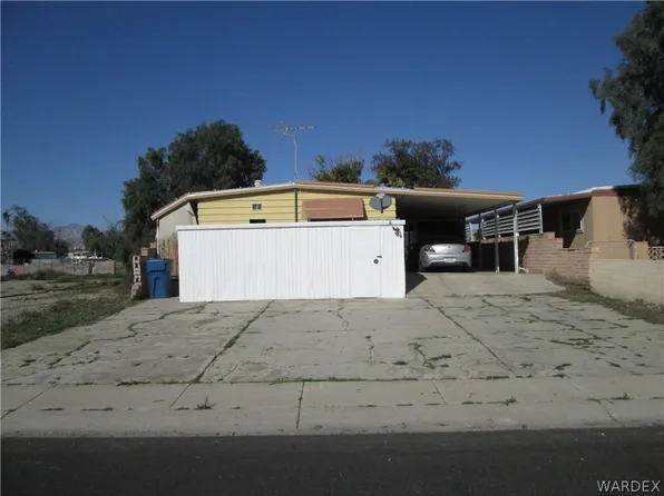 1353 Lause Rd, Bullhead City, AZ 86442