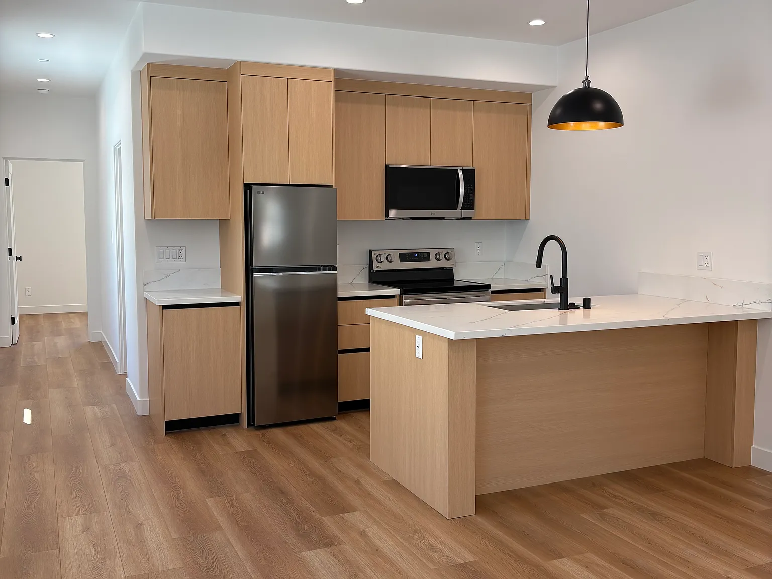 1 bed, 650 sqft, $2,495 — Photo 1