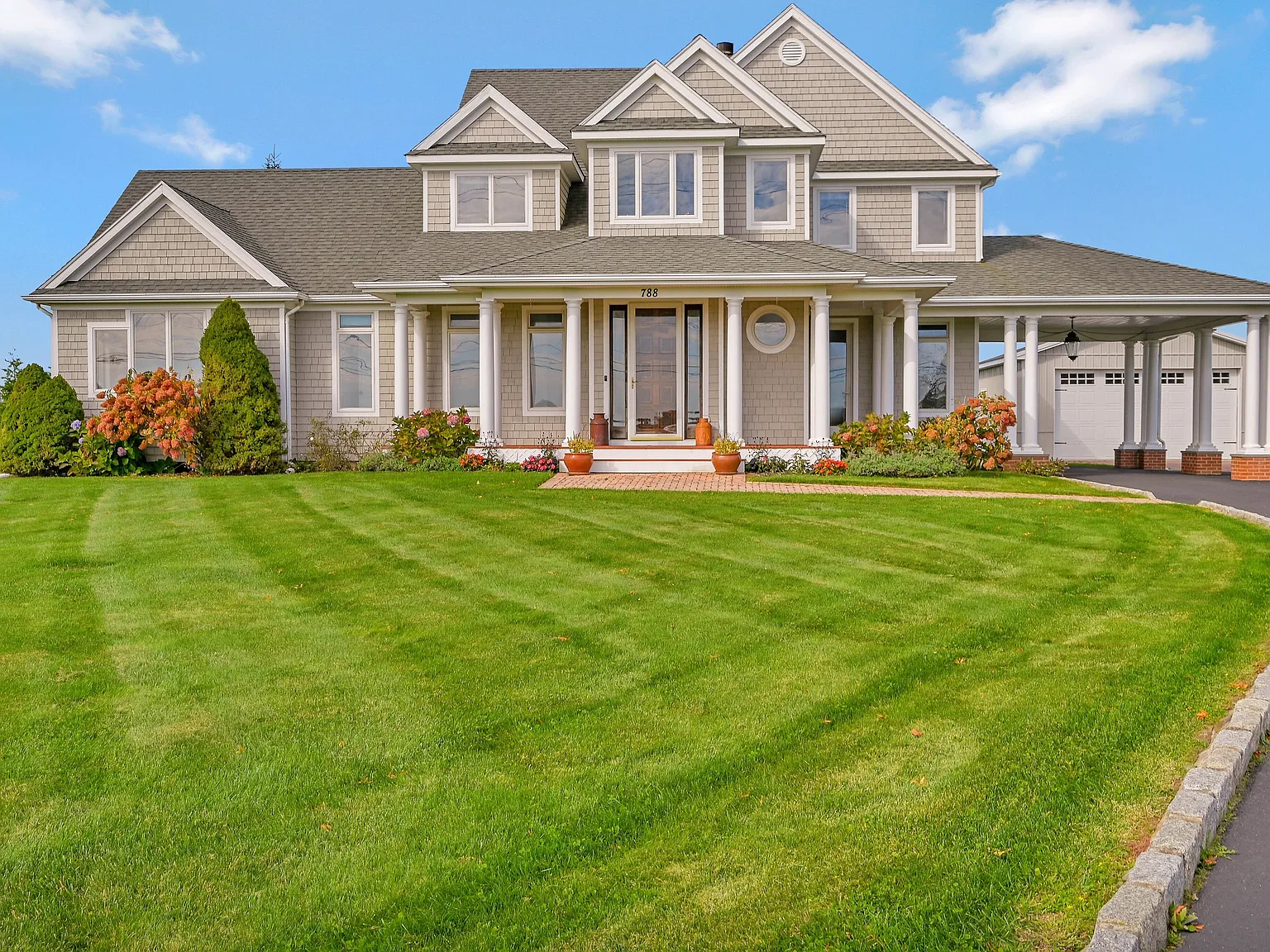 788 Reeves Avenue, Riverhead, NY, 11901 — Photo 1