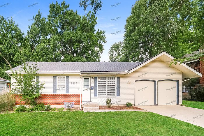 1st image of 9802 England Dr