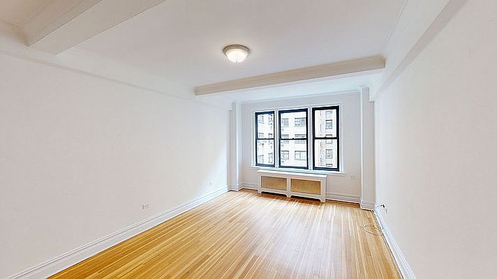 1st image of 405 E 54th St #10G