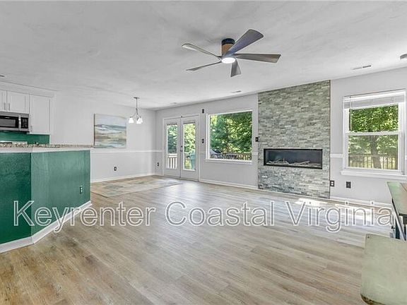 4th image of 180 Kristen Ln