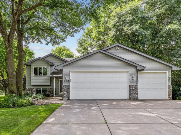 3012 93rd Ave NE, Blaine, MN 55449