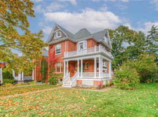 543 Queenston Rd, Cambridge, ON N3H3J9