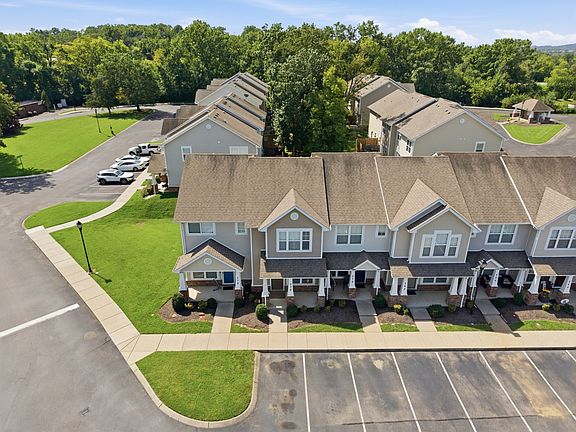 2nd image of 272 Jenna Lee Cir