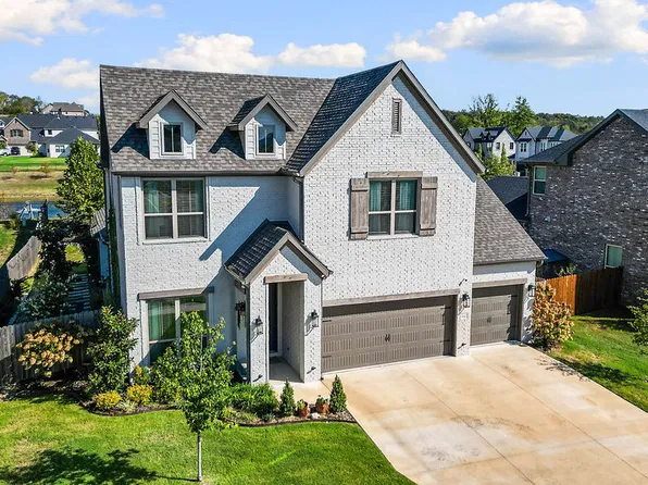 3832 W Violet St, Fayetteville, AR 72704