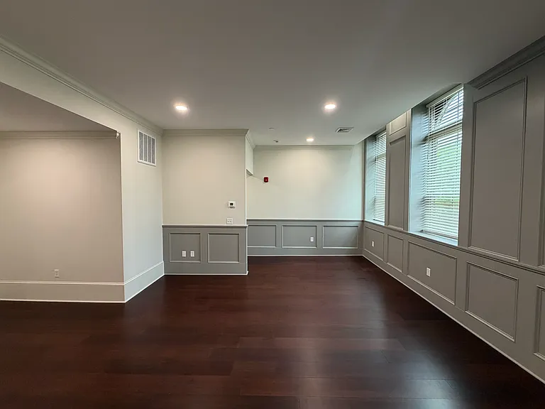 1200 Academy St #8 — Photo 3