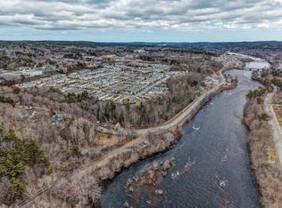 726 Lahave St, Bridgewater, NS B4V2V3