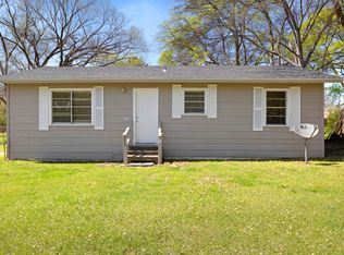 316 Cypress St, Pittsburg, TX 75686
