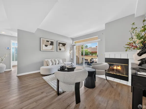 7003 Stagecoach Rd APT D, Dublin, CA 94568