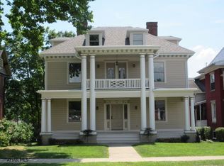 812 Allegheny St, Hollidaysburg, PA 16648