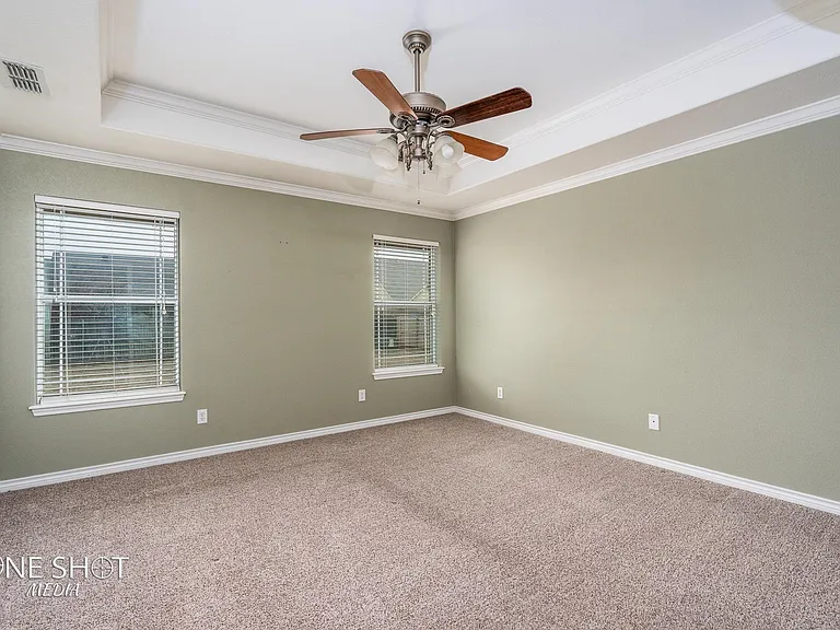 210 Ruger St — Photo 31