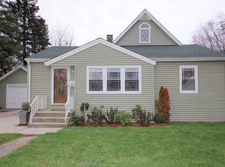 203 W Hawley St, MUNDELEIN, IL