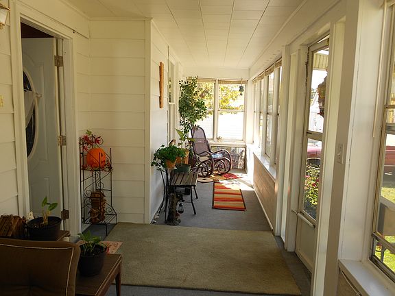 Enclosed Front Porch