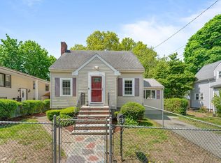 43 Chittick Rd, Hyde Park, MA 02136
