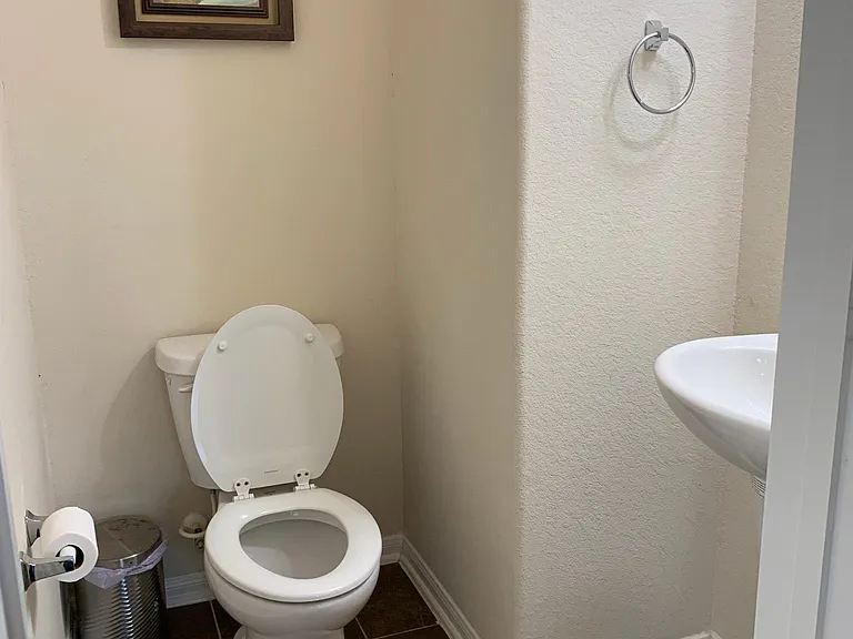 6335 Wilshire Rdg — Photo 18