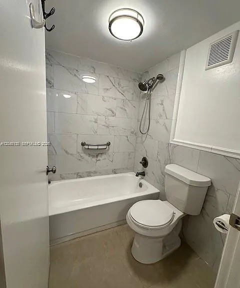10845 SW 112th Ave #211 — Photo 11